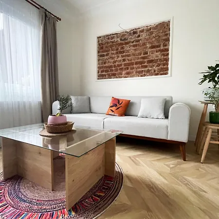 2br And 2bath Balcony In Heart Of Isatanbul #3 Istanbul