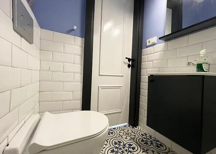 Appartement 2br And 2bath Balcony In Heart Of Isatanbul #3 *