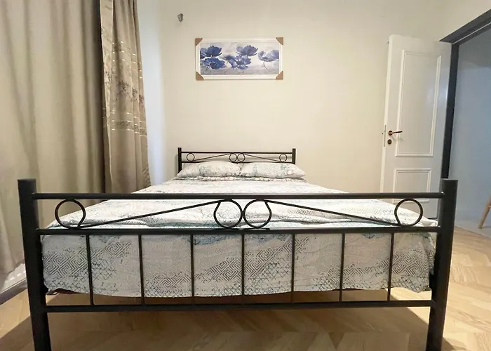 2br And 2bath Balcony In Heart Of Isatanbul #3